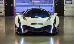 Devel Sixteen Front View