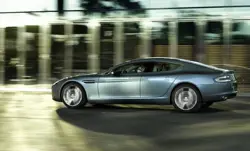 Aston Martin Rapide0