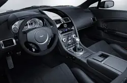 Aston Martin V12 Vantage0