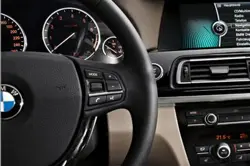 BMW 7 Series (2012)730