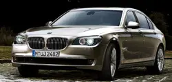 BMW 7 Series (2012)730