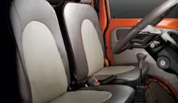 Mahindra Maxximo Mini Van0