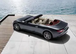 Maserati GranCabrio0