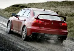 Mitsubishi Lancer Evolution0