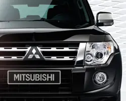 Mitsubishi Montero0