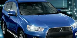Mitsubishi Outlander (2012)0