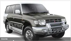 Mitsubishi Pajero (2012)0