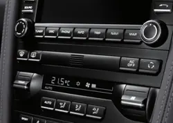 Porsche Cayman (2011)0