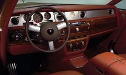 Rolls Royce Phatom (2011)0