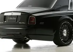 Rolls Royce Phatom (2011)0