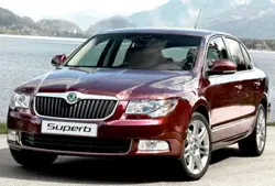 Skoda Superb0