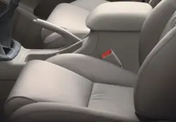 Toyota Fortuner (2011)0