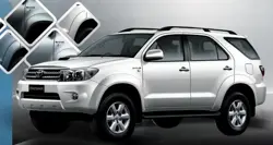 Toyota Fortuner (2011)0