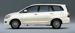 Toyota Innova0