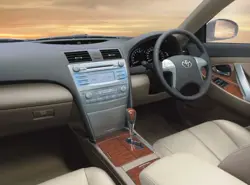 Toyota Camry (2011)0