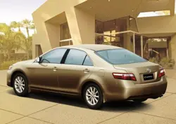 Toyota Camry (2011)0
