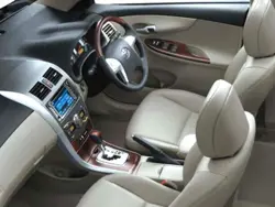 Toyota Corolla Altis0