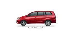 Toyota Innova (2011)0