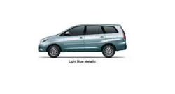 Toyota Innova (2011)0