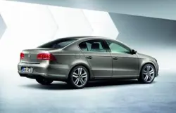 Volkswagen Passat0
