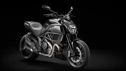 2015 Ducati Diavel Front 3-Quarter