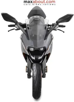 2017 KTM RC 390 Front View