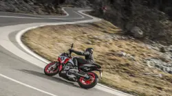 Aprilia Tuono 660 Action Shot