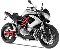 Benelli TNT 899 Front 3-Quarter