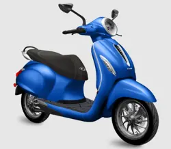 Bajaj Chetak Urbane Front 3-Quarter View