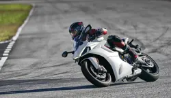 Ducati SuperSport 950 S Action Shot