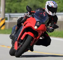 Hyosung GT250R Front View