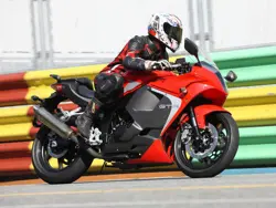 Hyosung GT250R Side View