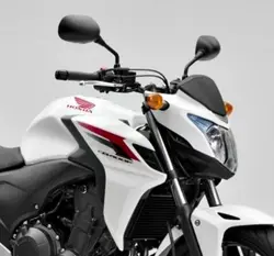 Honda CB400F Close-up 1