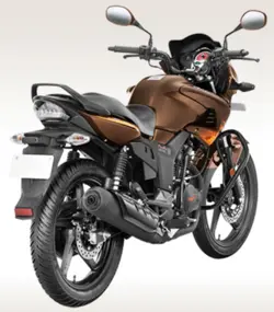 Hero Hunk Rear 3-Quarter View