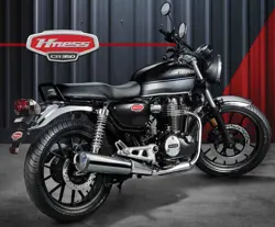 Honda Highness CB350 Rear 3-Quarter View
