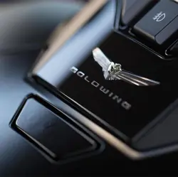 Honda Gold Wing Tour Cruise Control with TBW and Riding Modes