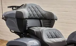 Indian Pursuit Dark Horse Seat