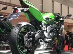 Kawasaki Ninja ZX-25R Rear Tyre