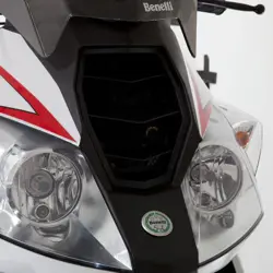 New Benelli Caffenero 150 Close-up Shot