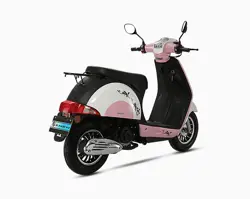 Royal Touch Revival Rear 3-Quarter