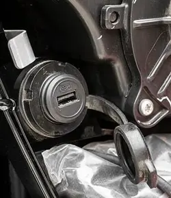 Royal Enfield Shotgun 650 USB Charging