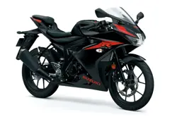 Suzuki GSX-R125 (Gixxer 125) Front 3-Quarter