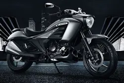 Suzuki Intruder 150 Front 3-Quarter