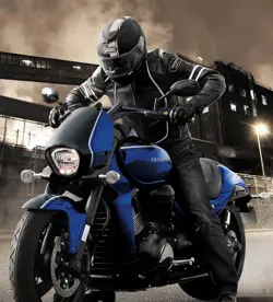 Suzuki Intruder M1800R BOSS Edition Front