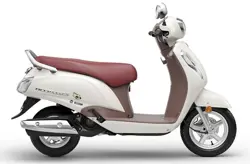 Suzuki Access 125 Special Edition in Pearl Mirage White