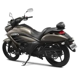 Suzuki Intruder Rear 3-Quarter View