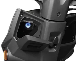 Suzuki Avenis 125 Ride Connect USB Socket