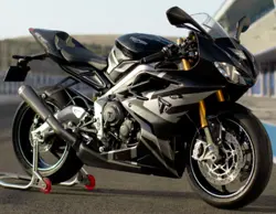 Triumph Daytona 765 Moto2