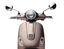 Vespa Elegant Marrone Crete Senesi