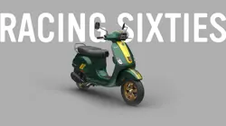Vespa Racing Sixties 125 Front 3-Quarter View